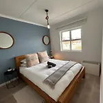 Relaxed Apartment In Muizenberg